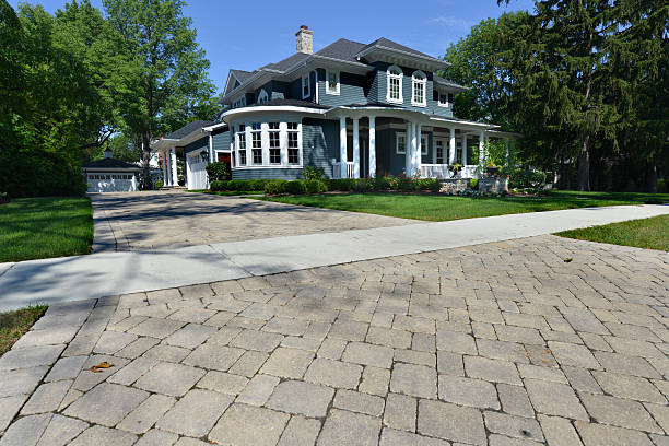 Best Commercial Driveway Pavers  in Lincoln Village, CA